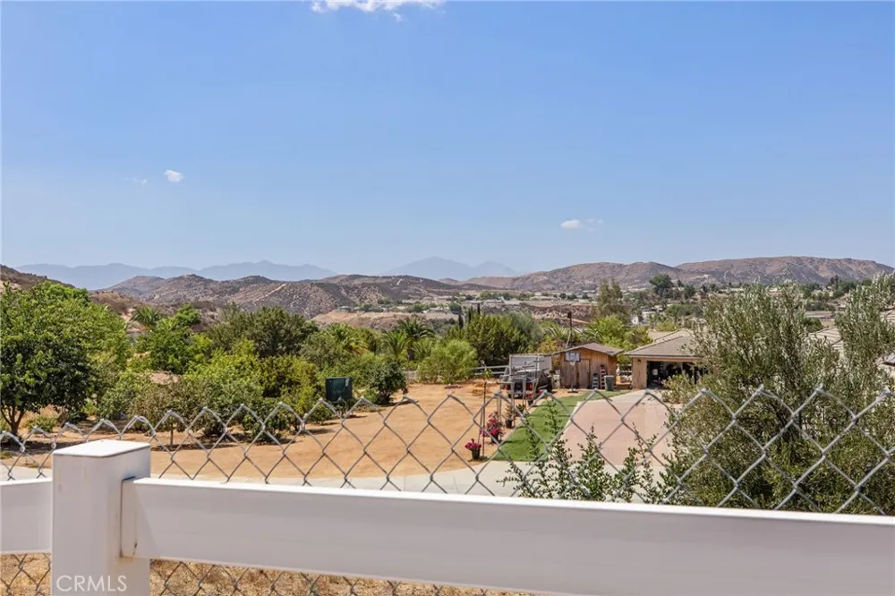 18593 Fort Lauder Lane Perris, CA 92570