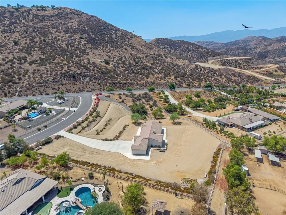 18593 Fort Lauder Lane Perris, CA 92570
