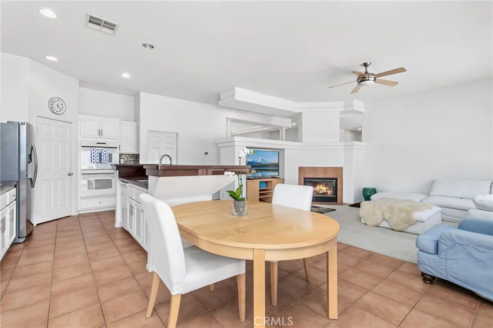 18593 Fort Lauder Lane Perris, CA 92570