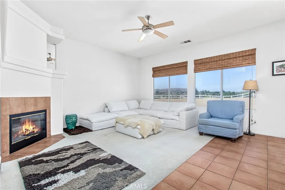 18593 Fort Lauder Lane Perris, CA 92570