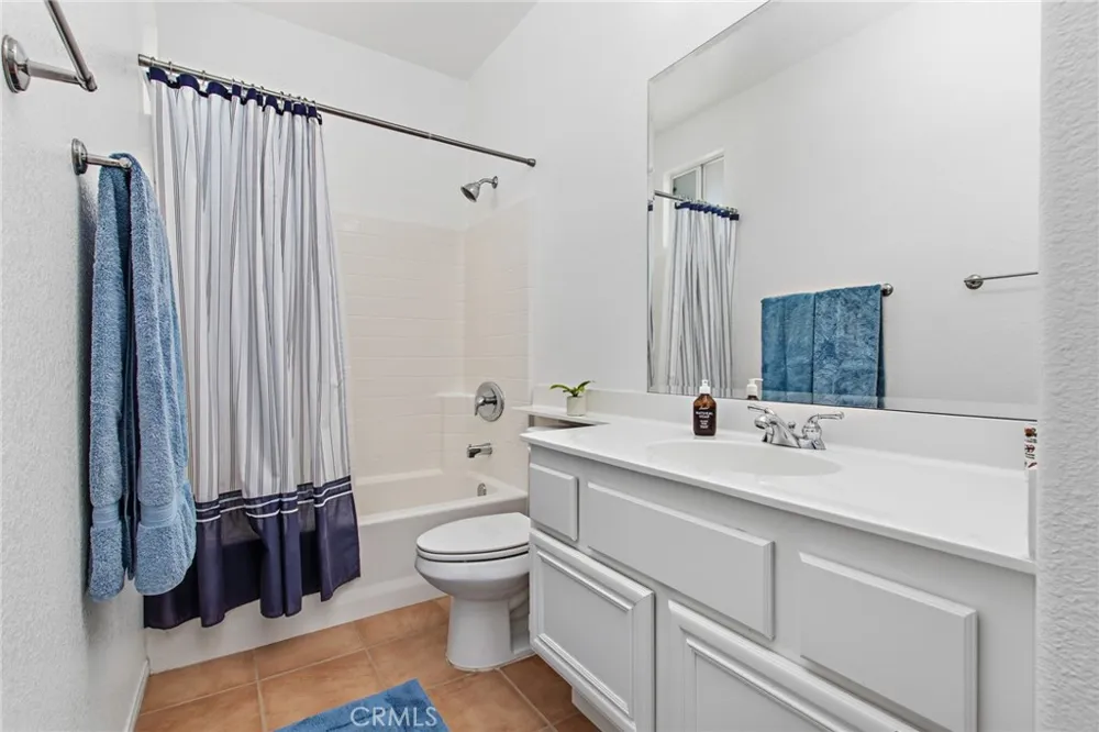 18593 Fort Lauder Lane Perris, CA 92570