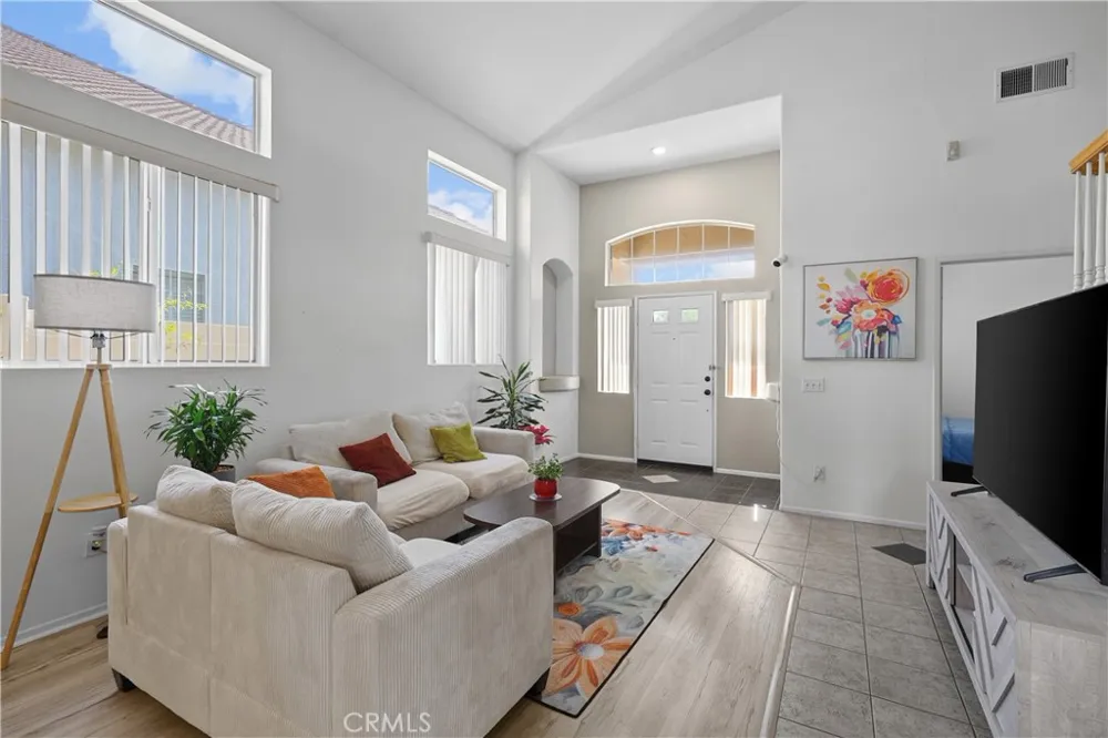 39755 Naples Murrieta, CA 92563