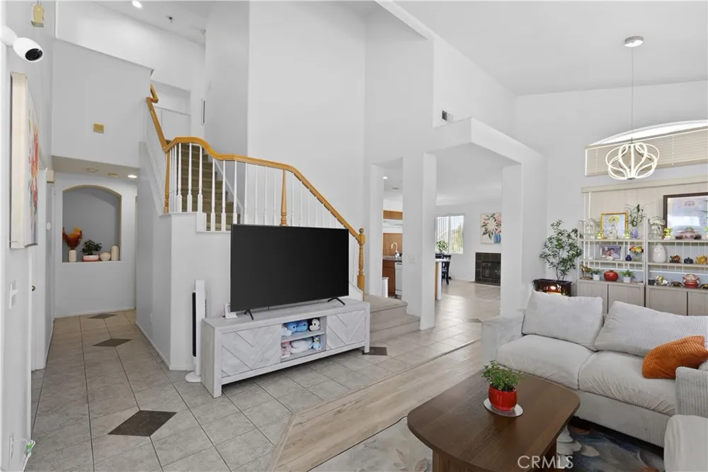 39755 Naples Murrieta, CA 92563