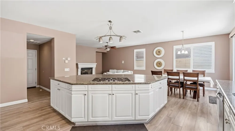 45059 Tiburcio Temecula, CA 92592
