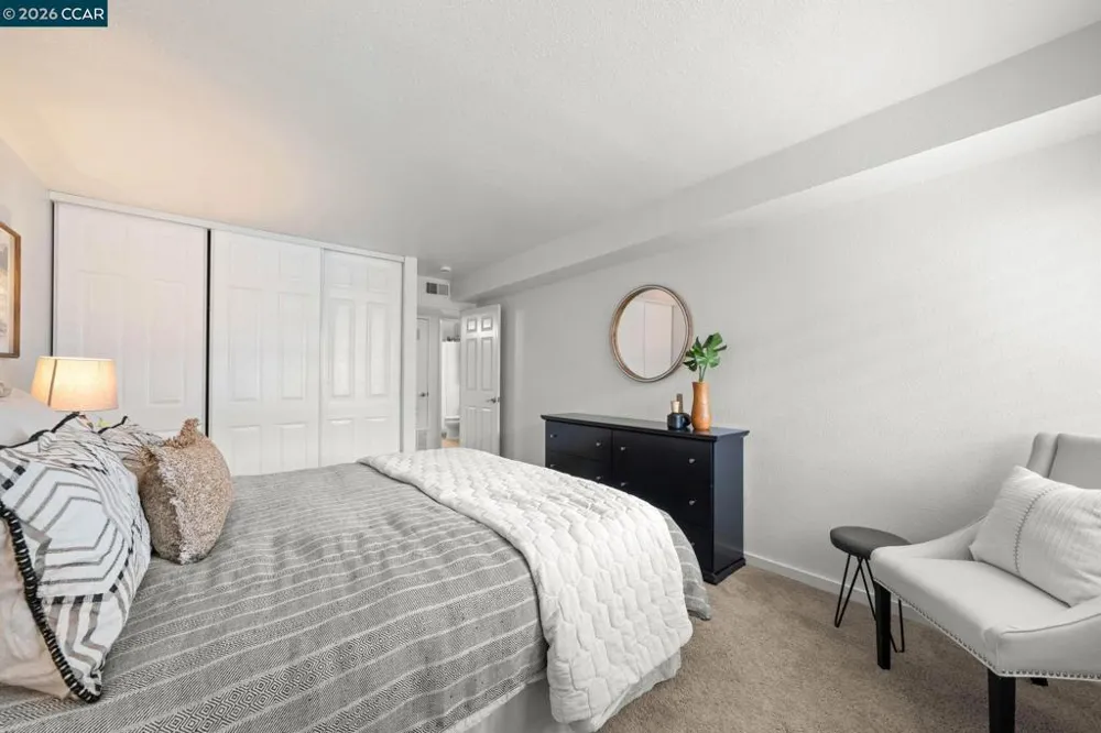 1318 B St #105 Hayward, CA 94541