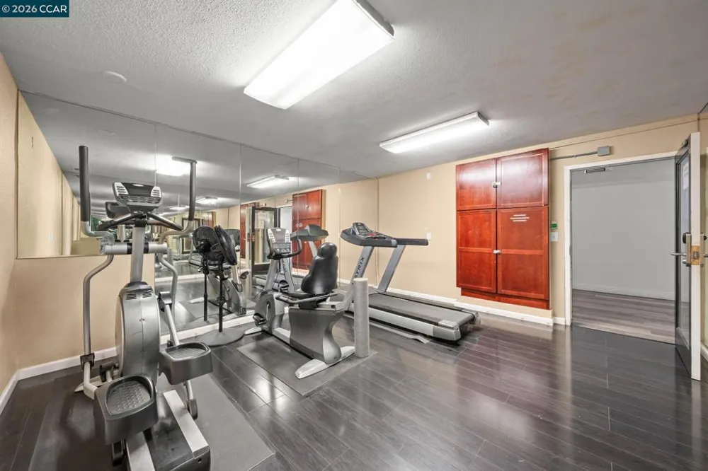 1318 B St #105 Hayward, CA 94541