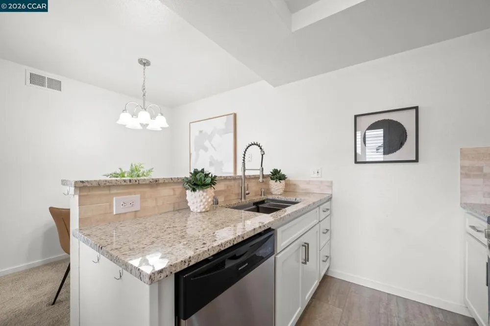 1318 B St #105 Hayward, CA 94541