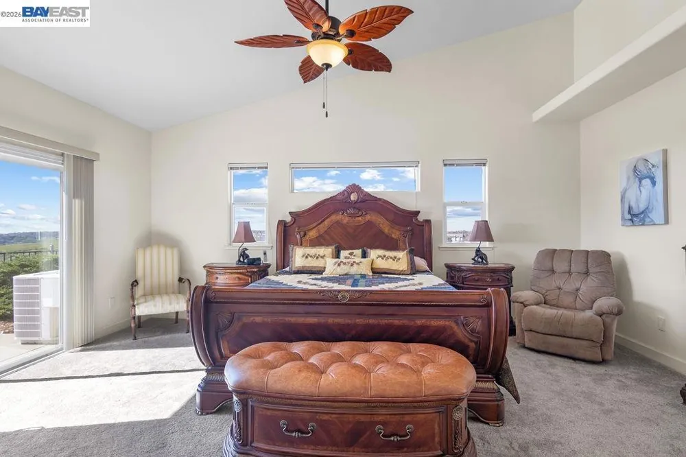 1105 Paradise Peak Rd Valley Springs, CA 95252