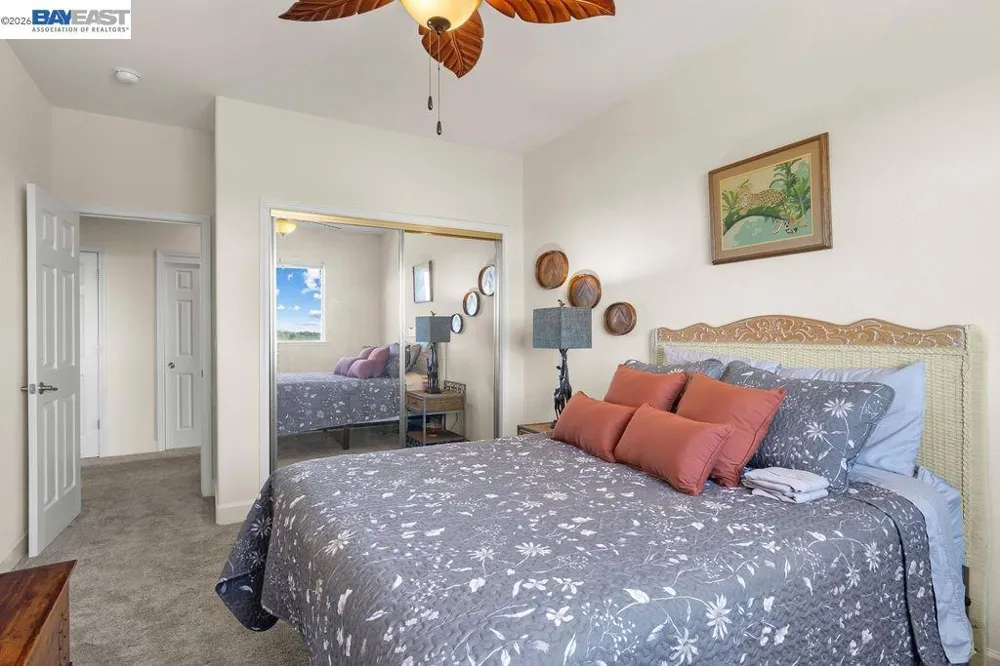 1105 Paradise Peak Rd Valley Springs, CA 95252