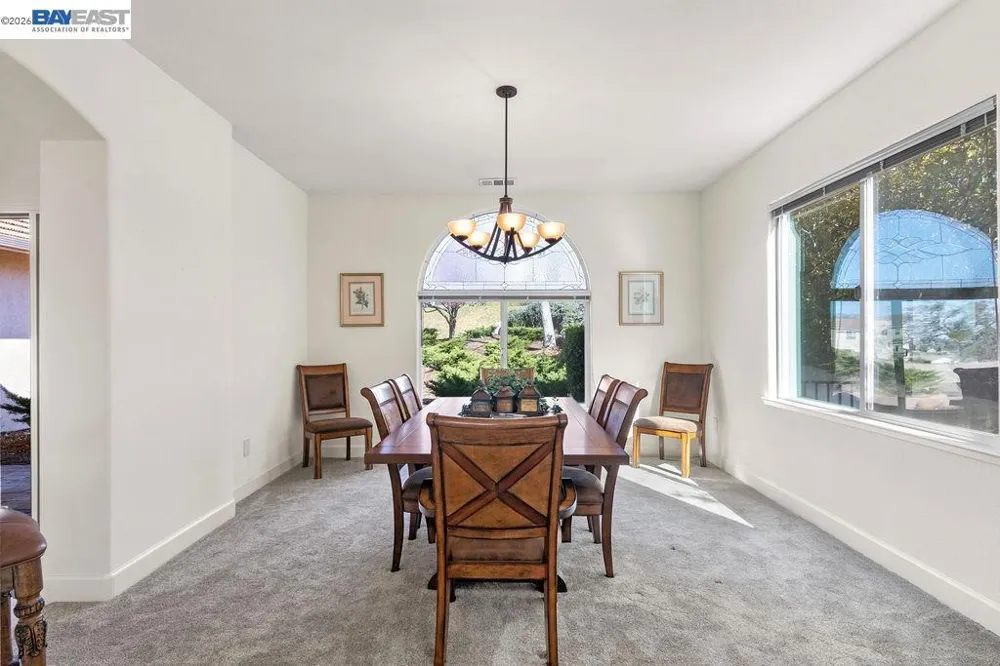 1105 Paradise Peak Rd Valley Springs, CA 95252