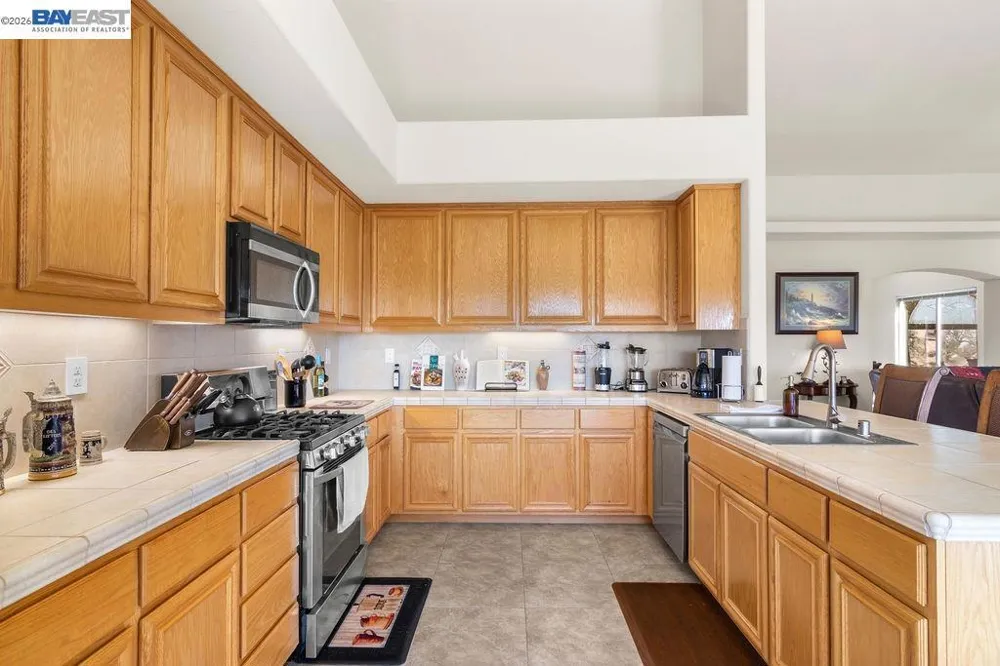 1105 Paradise Peak Rd Valley Springs, CA 95252