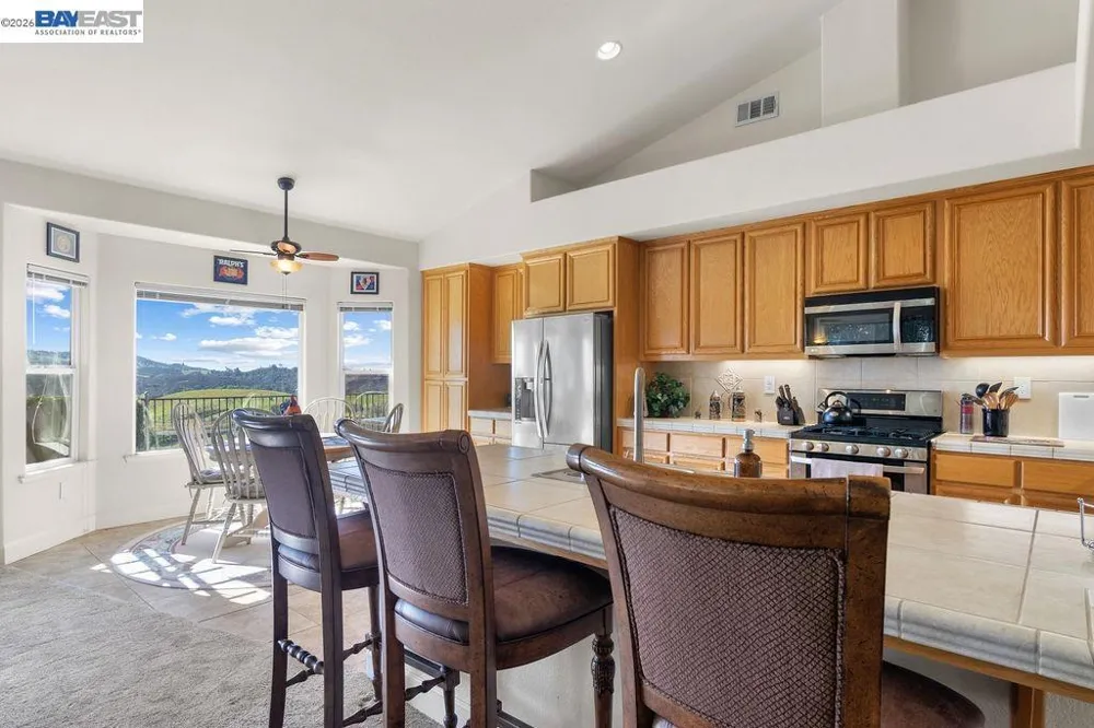 1105 Paradise Peak Rd Valley Springs, CA 95252