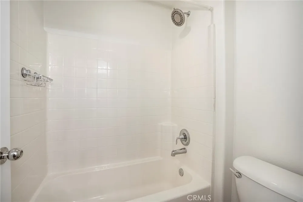 31770 Paseo Bonito Castaic, CA 91384