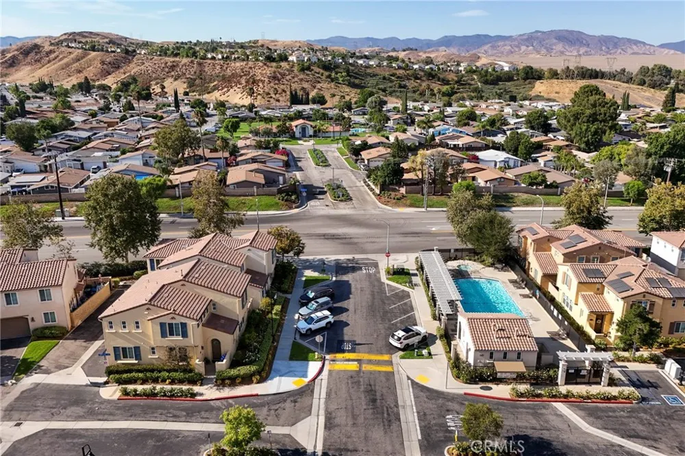 31770 Paseo Bonito Castaic, CA 91384