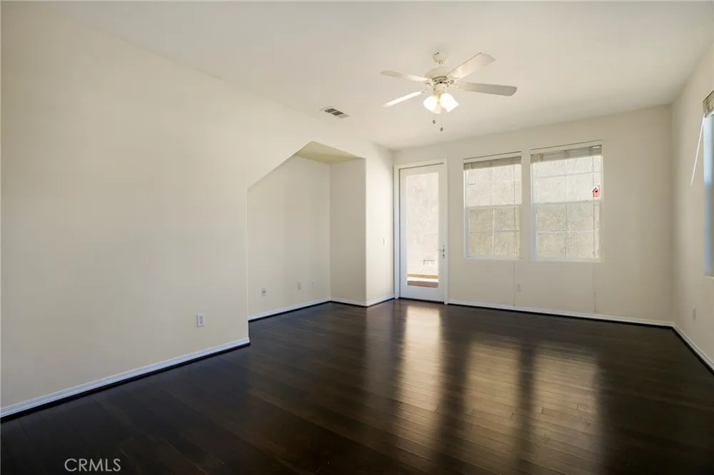 31770 Paseo Bonito Castaic, CA 91384