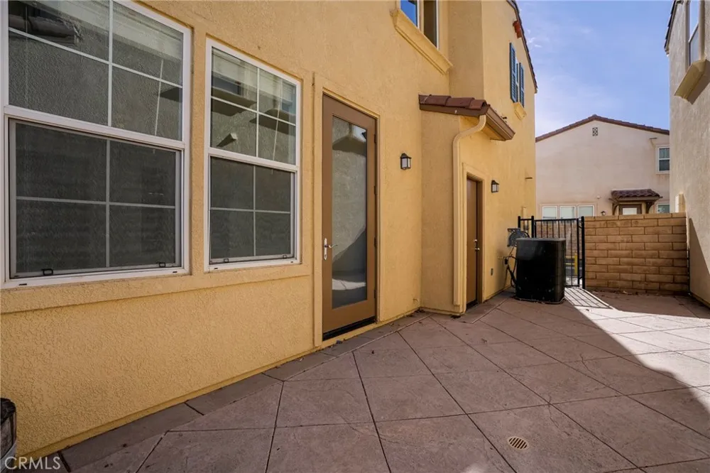 31770 Paseo Bonito Castaic, CA 91384