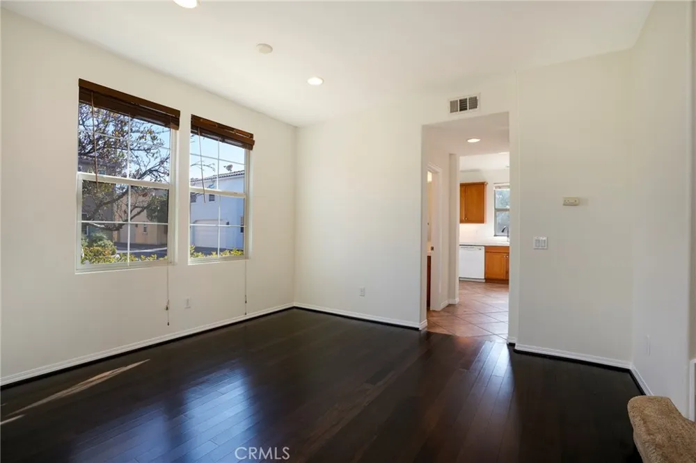 31770 Paseo Bonito Castaic, CA 91384