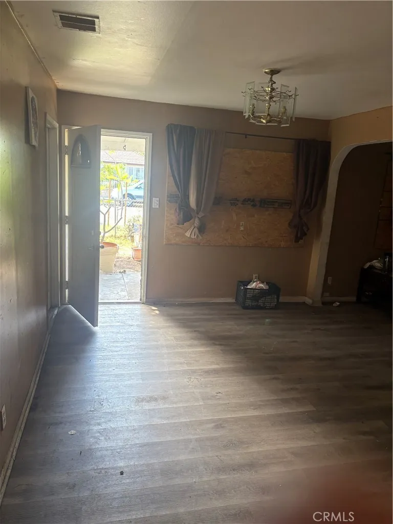 529 E 224th Street Carson, CA 90745