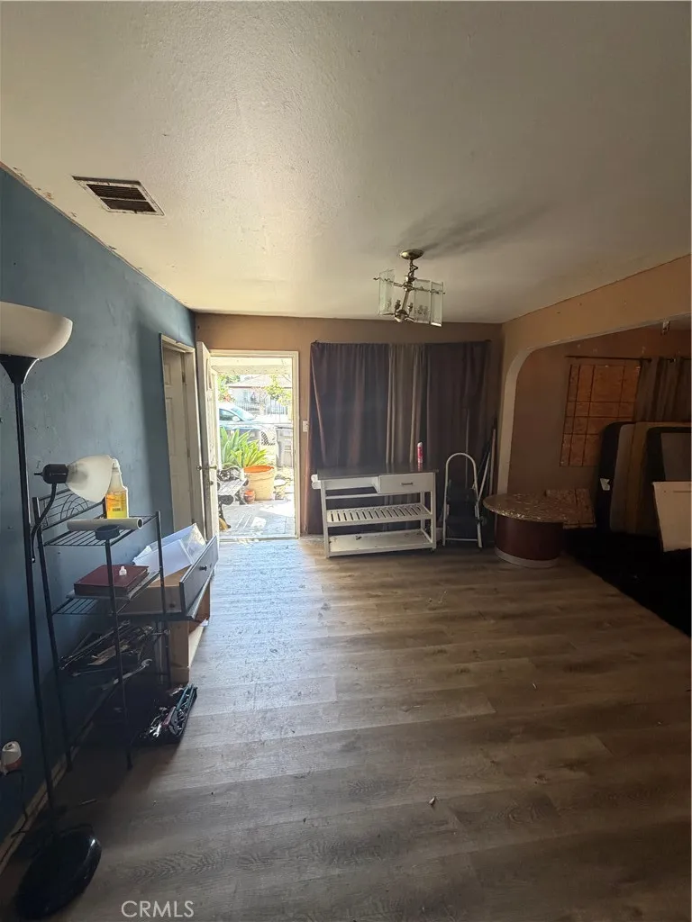 529 E 224th Street Carson, CA 90745