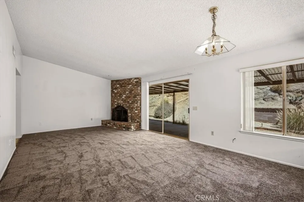 6544 Rycroft Riverside, CA 92506