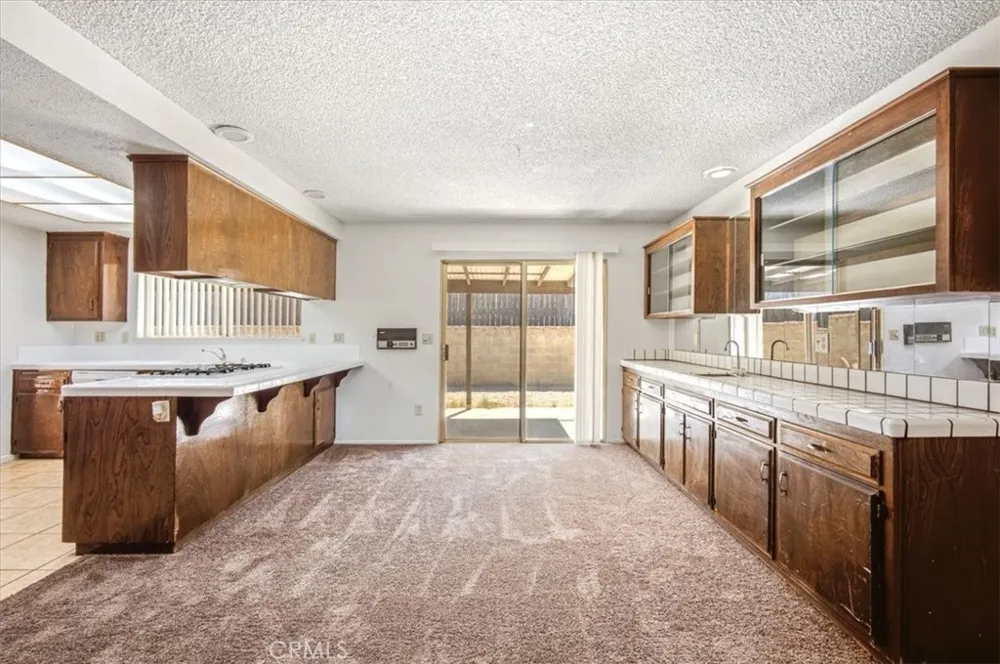 6544 Rycroft Riverside, CA 92506