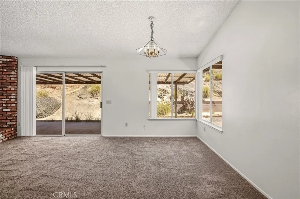 6544 Rycroft Riverside, CA 92506