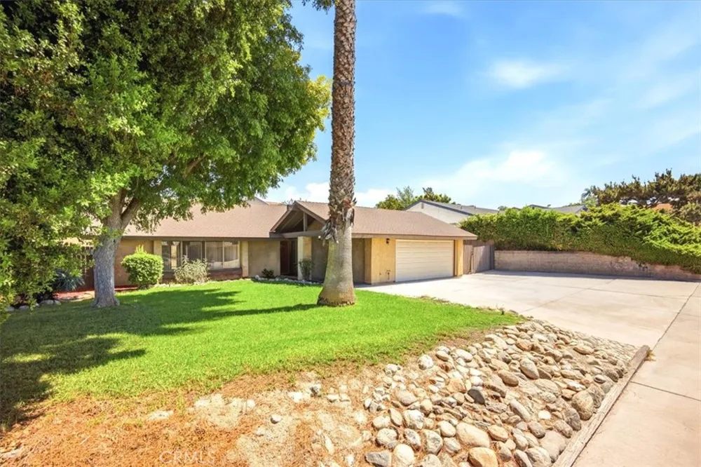 6544 Rycroft Riverside, CA 92506