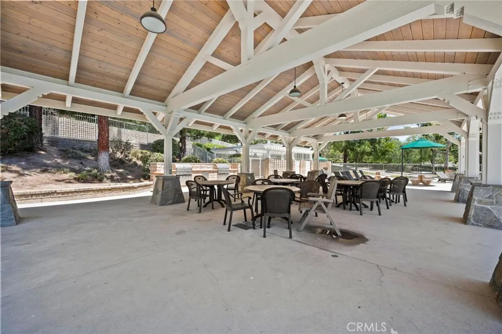 27184 Highlands Lane Valencia, CA 91354