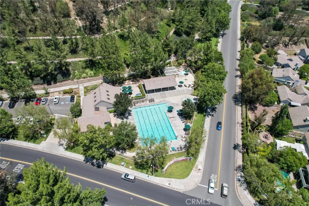 27184 Highlands Lane Valencia, CA 91354