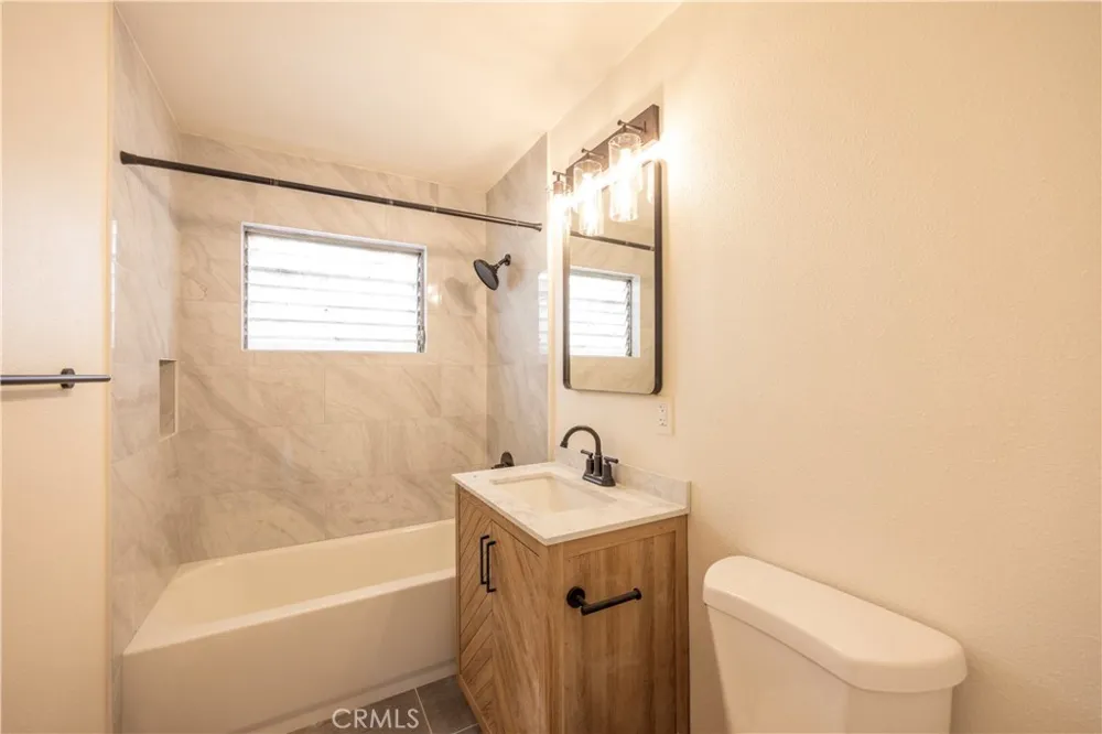 115 Walnuthaven Drive #3 West Covina, CA 91790