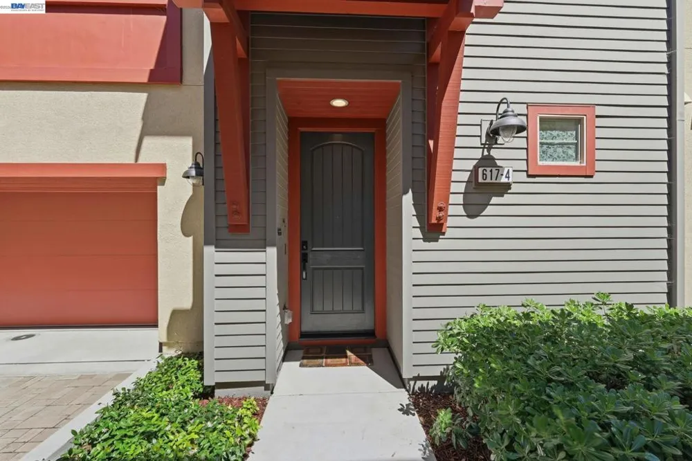 617 Sandalwood Dr #4 Livermore, CA 94551