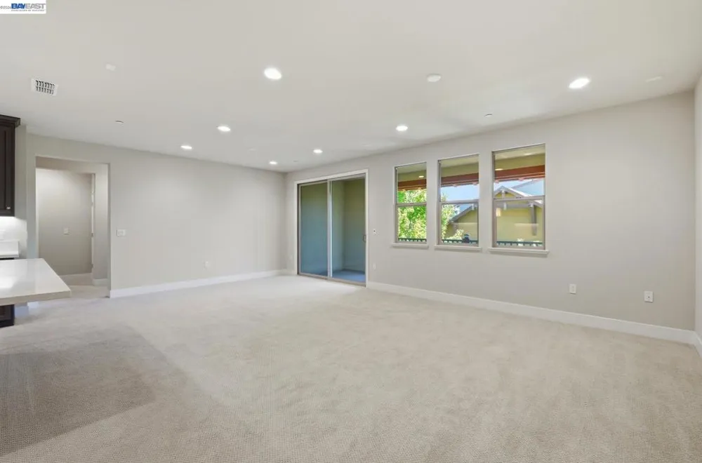 617 Sandalwood Dr #4 Livermore, CA 94551