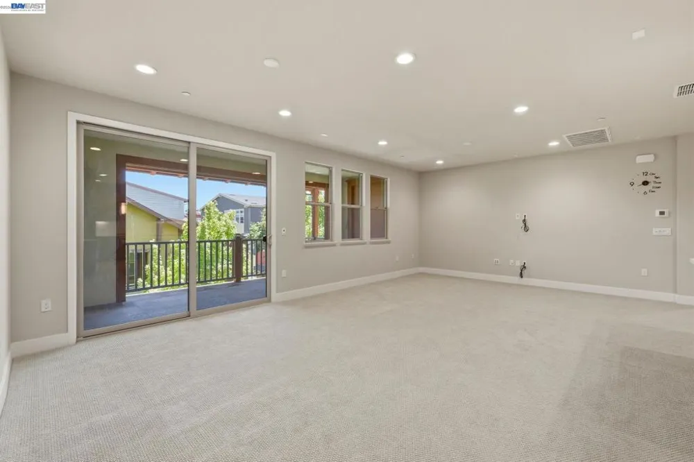 617 Sandalwood Dr #4 Livermore, CA 94551