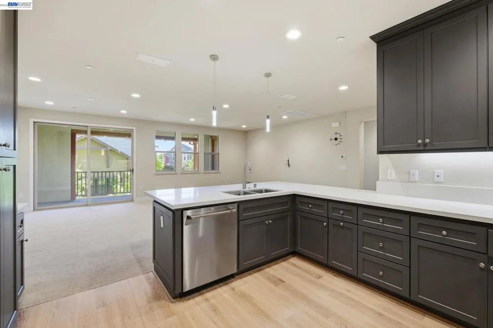 617 Sandalwood Dr #4 Livermore, CA 94551