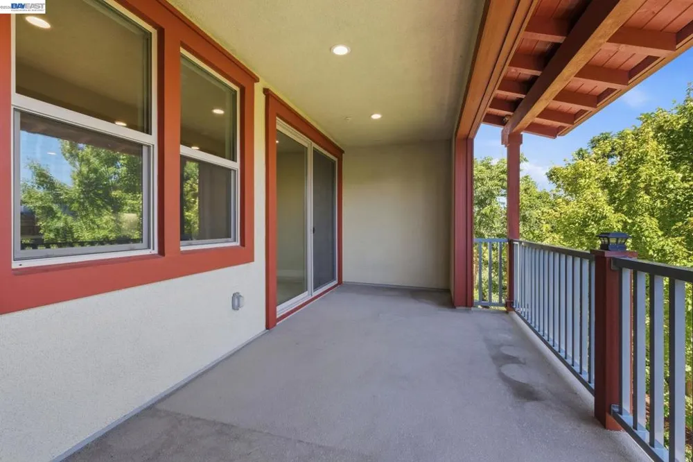617 Sandalwood Dr #4 Livermore, CA 94551