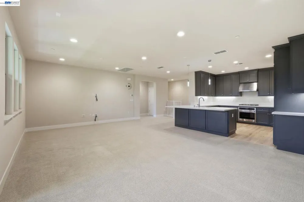 617 Sandalwood Dr #4 Livermore, CA 94551