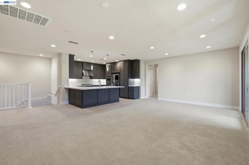 617 Sandalwood Dr #4 Livermore, CA 94551