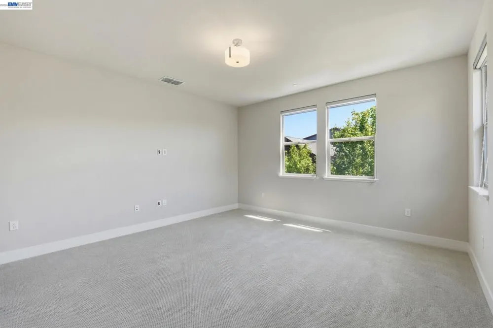 617 Sandalwood Dr #4 Livermore, CA 94551
