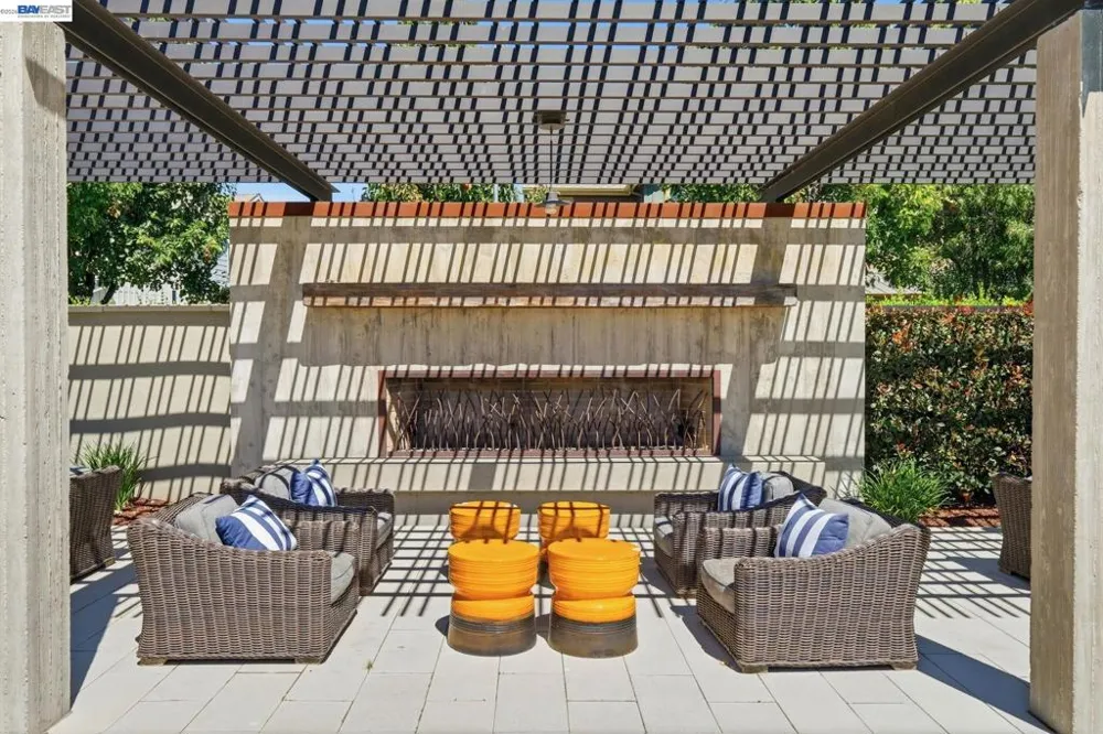 617 Sandalwood Dr #4 Livermore, CA 94551