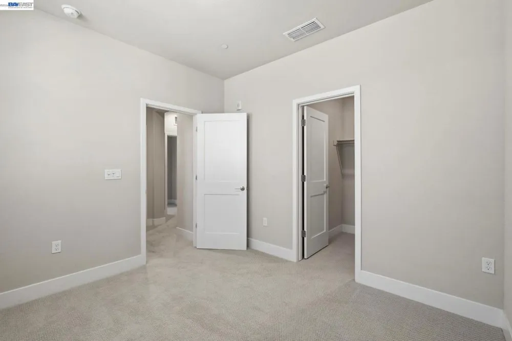 617 Sandalwood Dr #4 Livermore, CA 94551