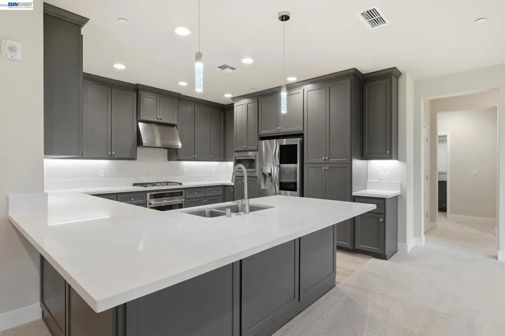 617 Sandalwood Dr #4 Livermore, CA 94551