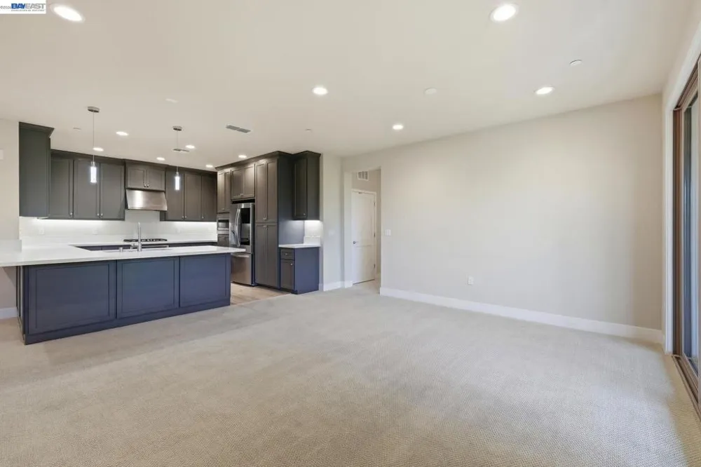 617 Sandalwood Dr #4 Livermore, CA 94551