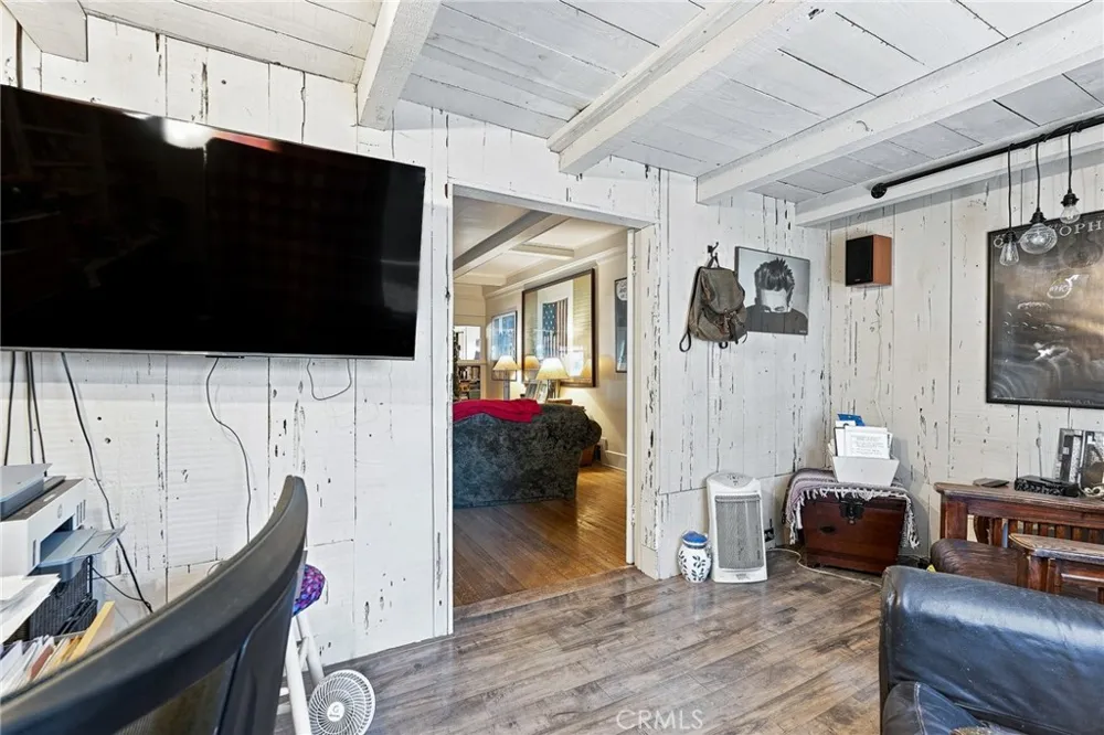 425 W E STREET Ontario, CA 91762