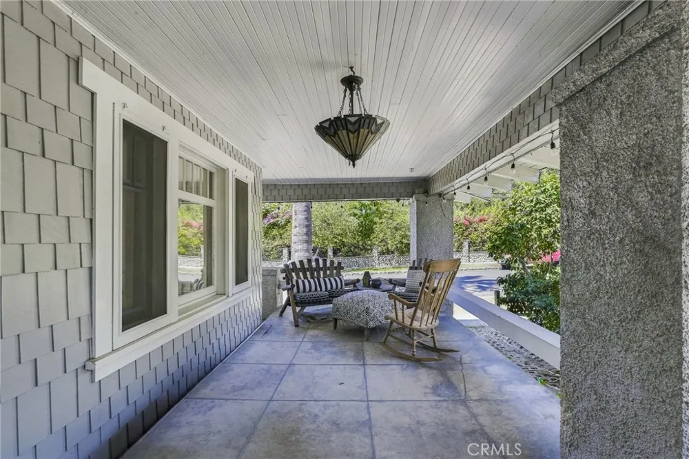 425 W E STREET Ontario, CA 91762