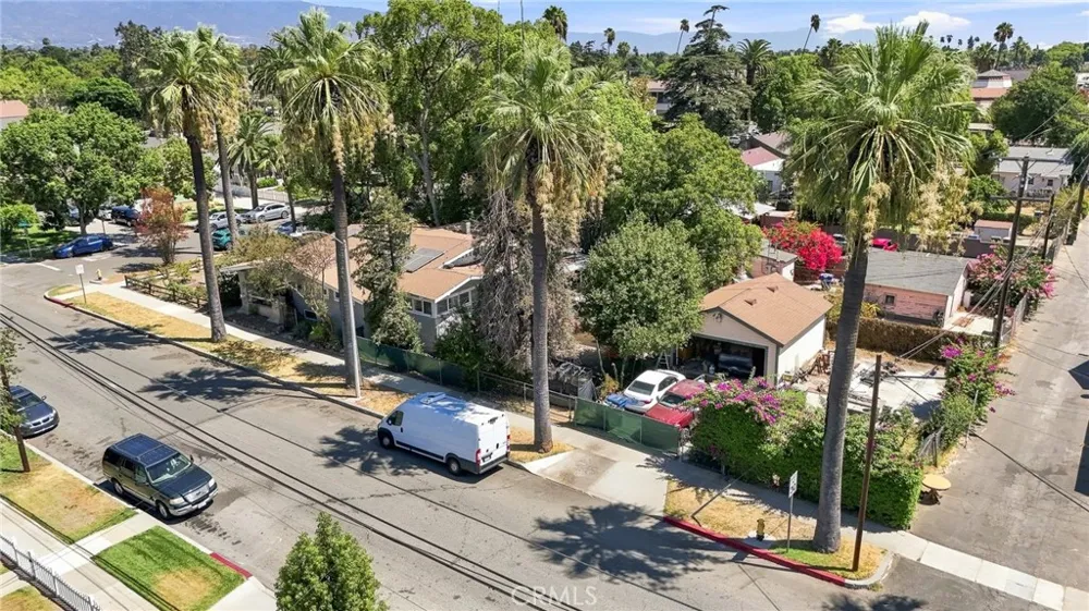 425 W E STREET Ontario, CA 91762