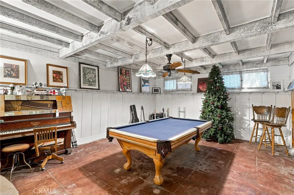 425 W E STREET Ontario, CA 91762