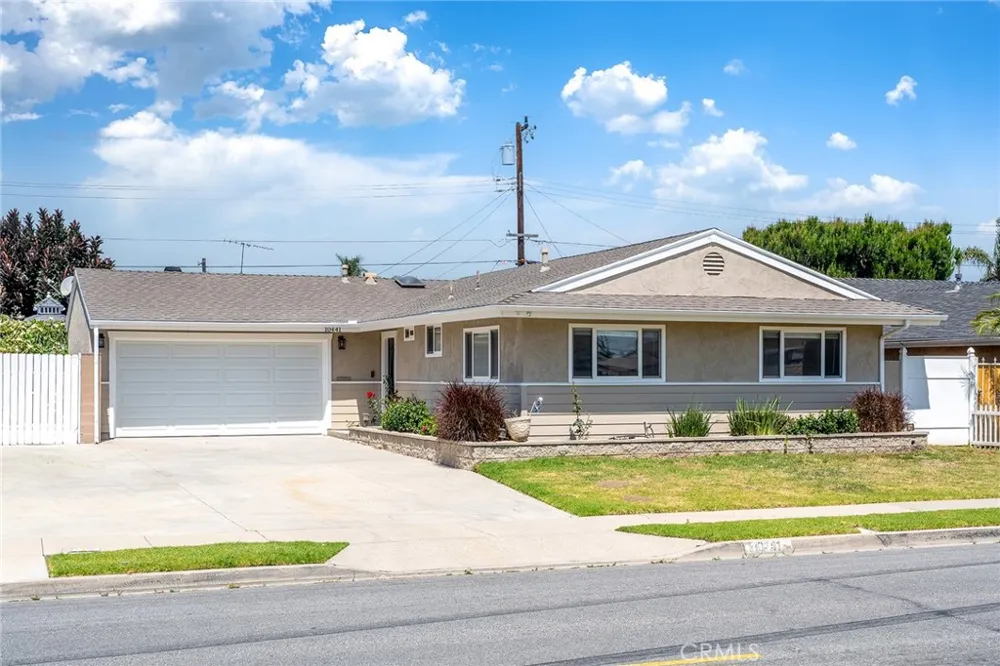10441 Saint Alban Cypress, CA 90630
