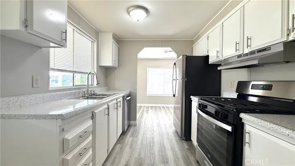 880 Lake Street #69 Hemet, CA 92544