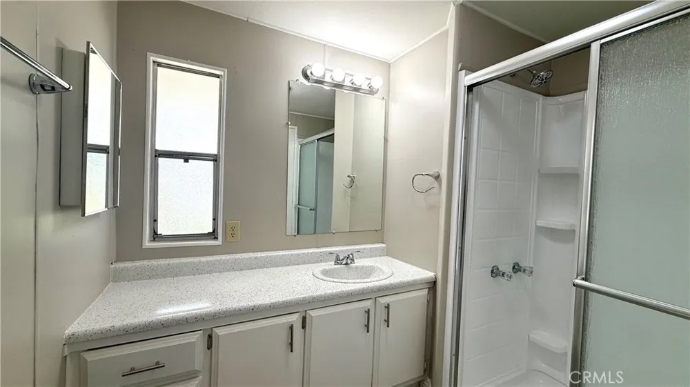 880 Lake Street #69 Hemet, CA 92544
