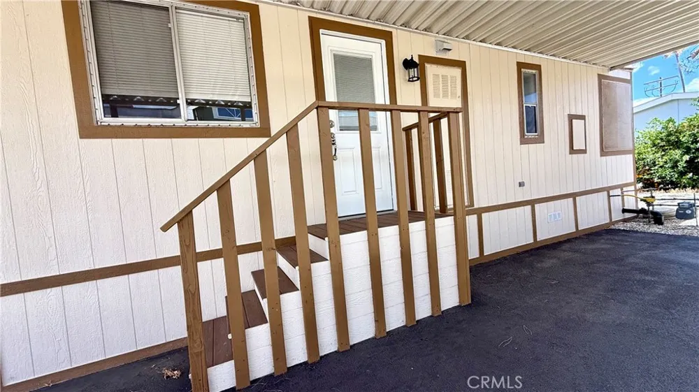 880 Lake Street #69 Hemet, CA 92544
